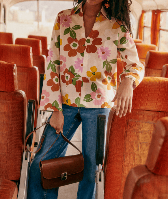 V-Neck Printed Fiber Blouse