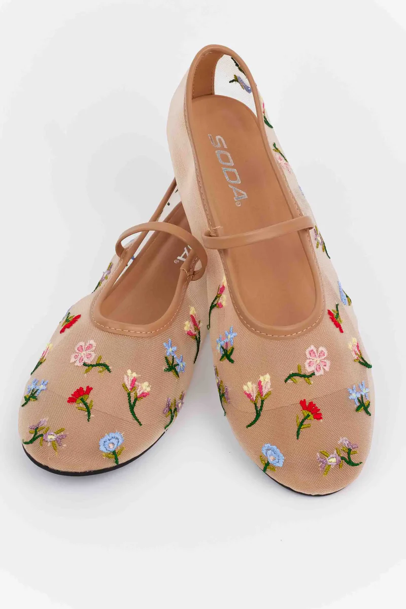 Mesh Flower Embroidery Women's Shoes