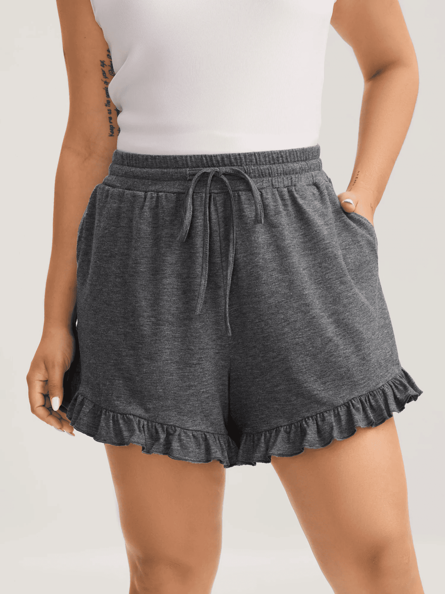 Print Neck Cut-Out Pleated Top+Drawstring Ruffled Shorts