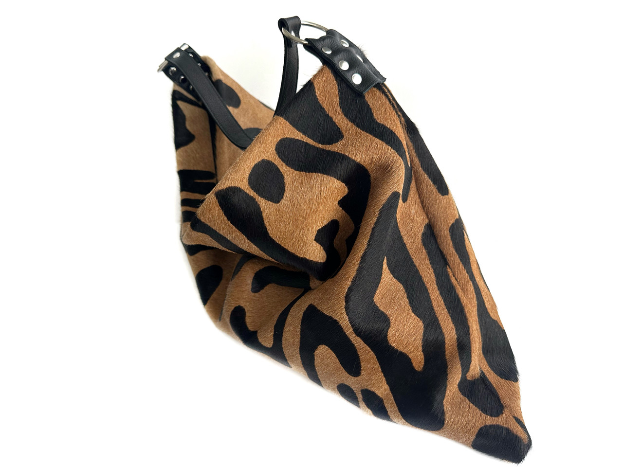 Delta Shoulder Bag - Jaguar Print