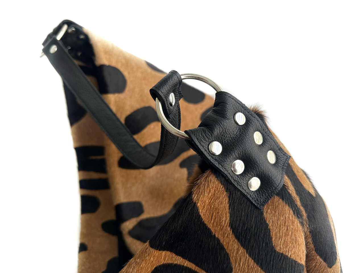 Delta Shoulder Bag - Jaguar Print