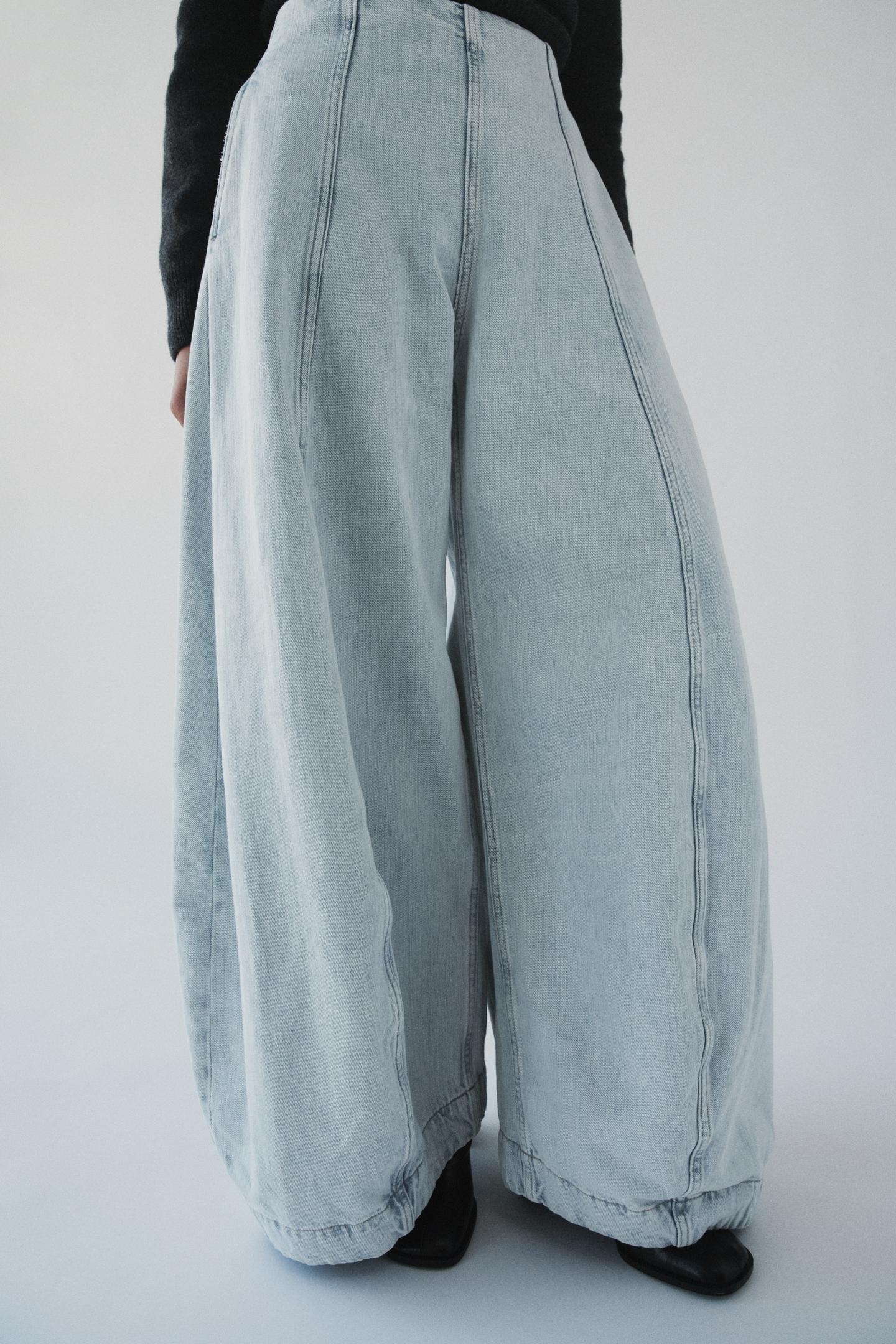 High-Waisted Balloon-Leg Denim Pants
