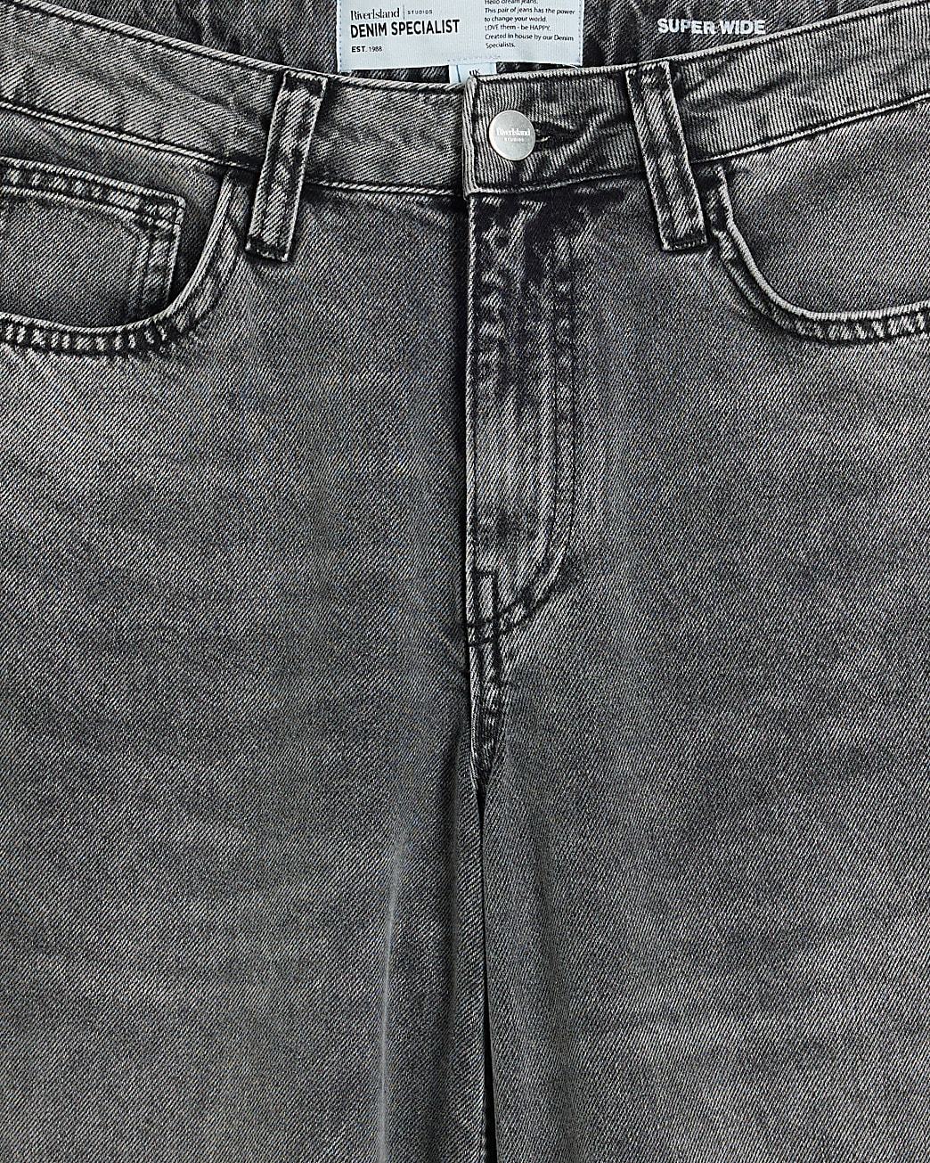 High-waisted wide-leg pants