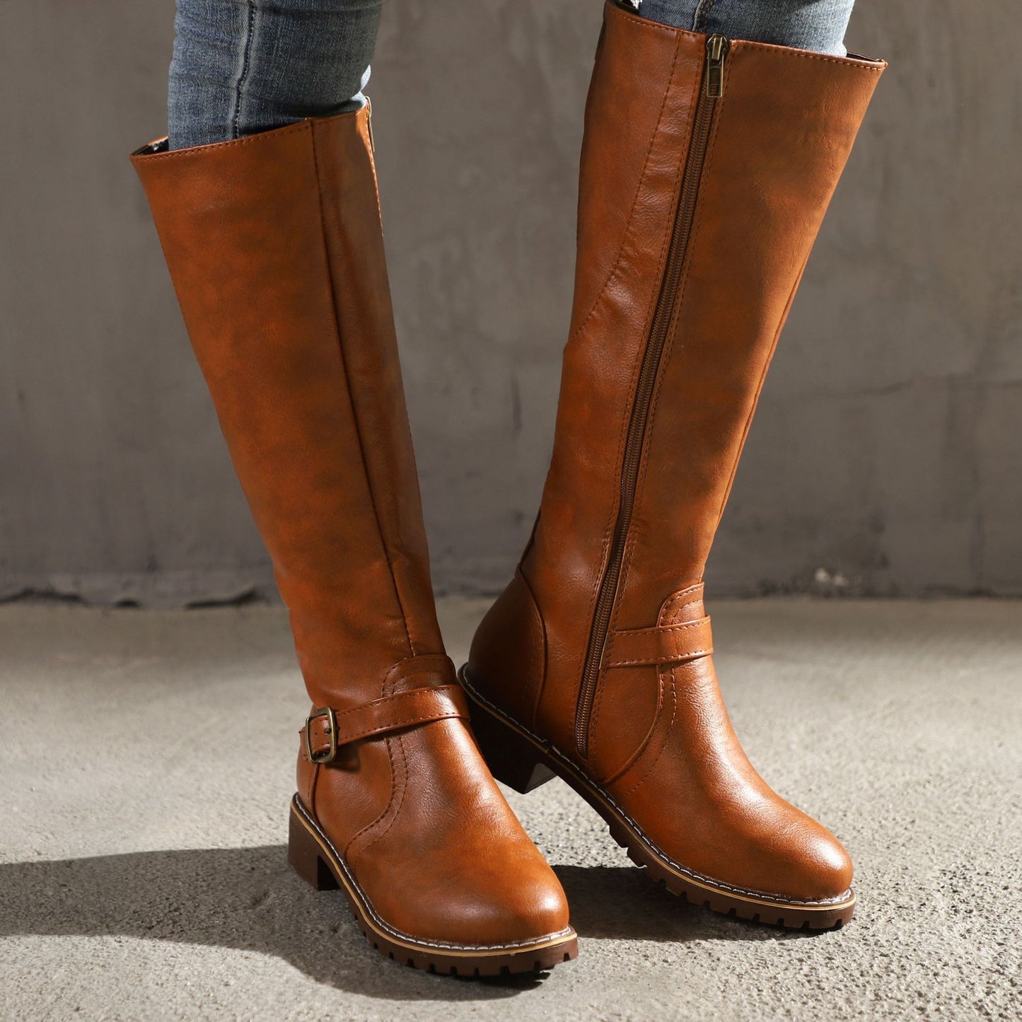 Fashion Round Toe Belt Buckle Mid Heel Boots