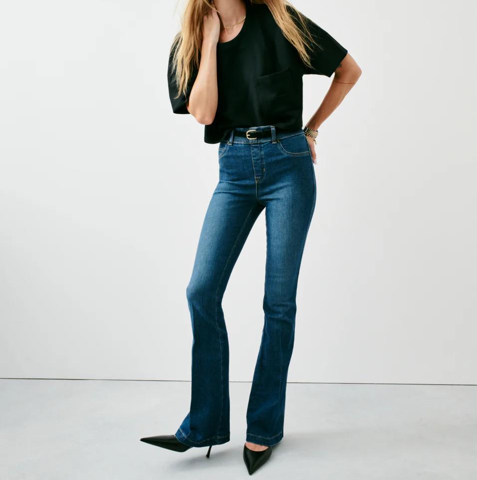 Trendfunn Flared Jeans