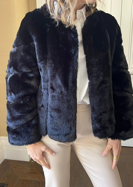 Short thickened fur jacket