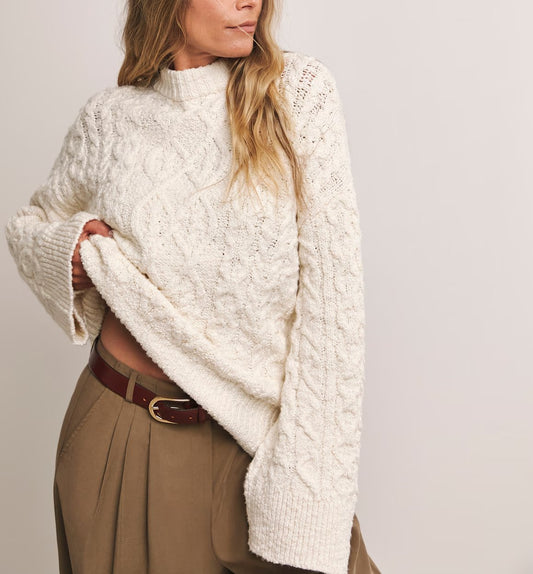 Crew neck ivory knit sweater